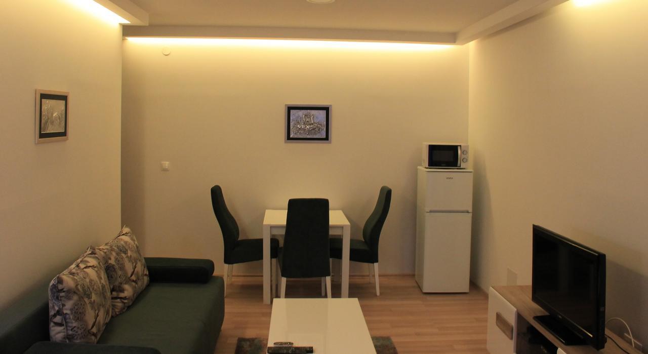 "E&S" Apartment 莫斯塔尔 外观 照片