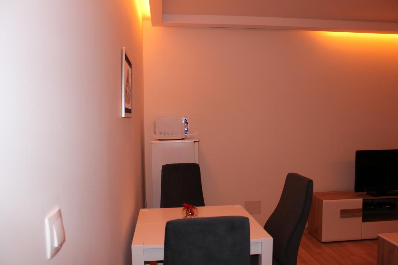 "E&S" Apartment 莫斯塔尔 外观 照片